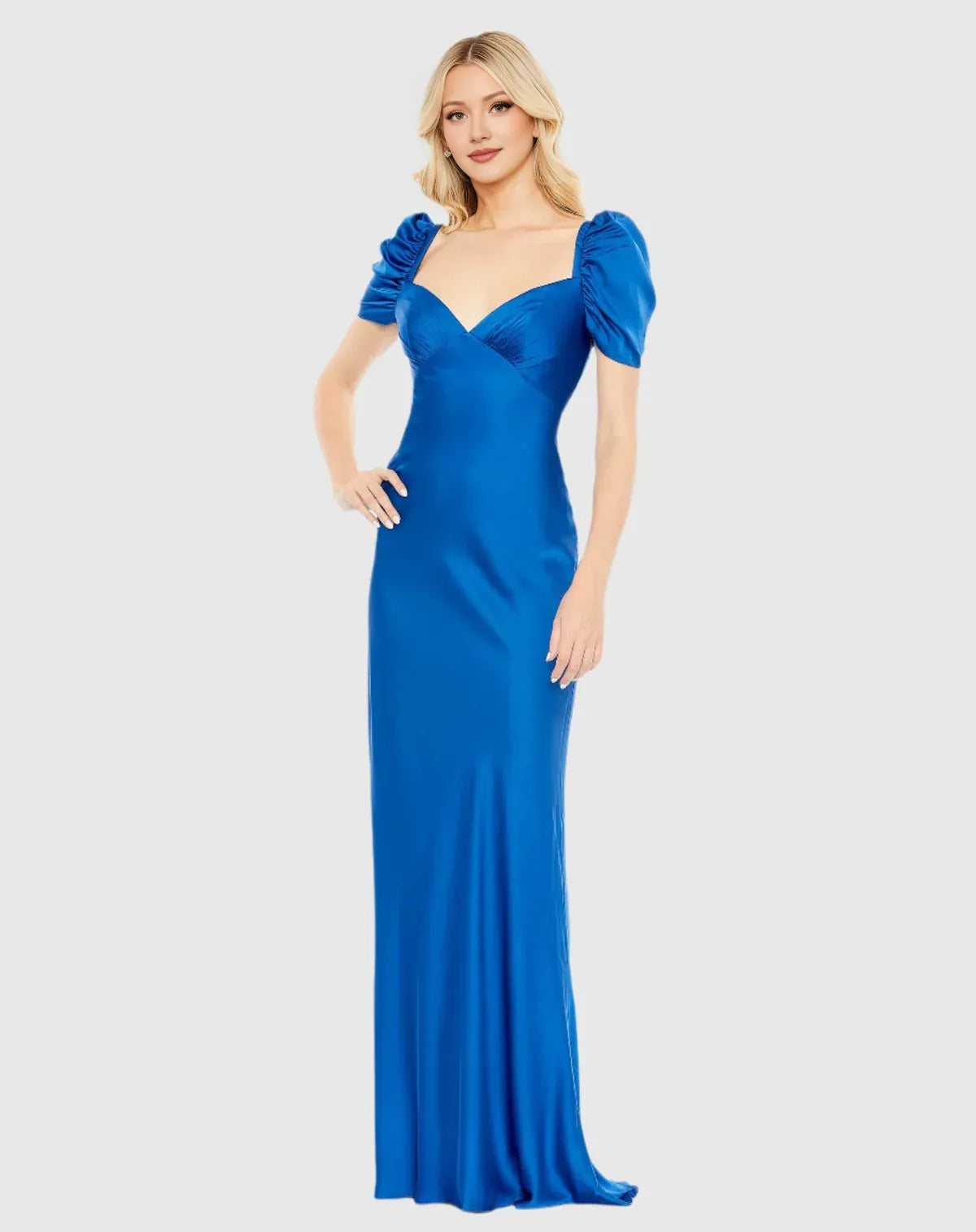 Robe Weitese en satin bleu roi avec décolleté en cœur et manches bouffantes, affichant un charme rétro élégant.